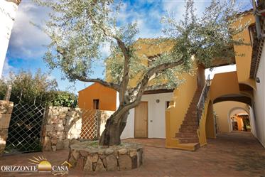 Sardinien Budoni – Elegante Villa nur einen Steinwurf vom Zentrum und Strand entfernt