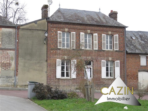Character house to renovate
A small property, situated in the heart of a small village in the count