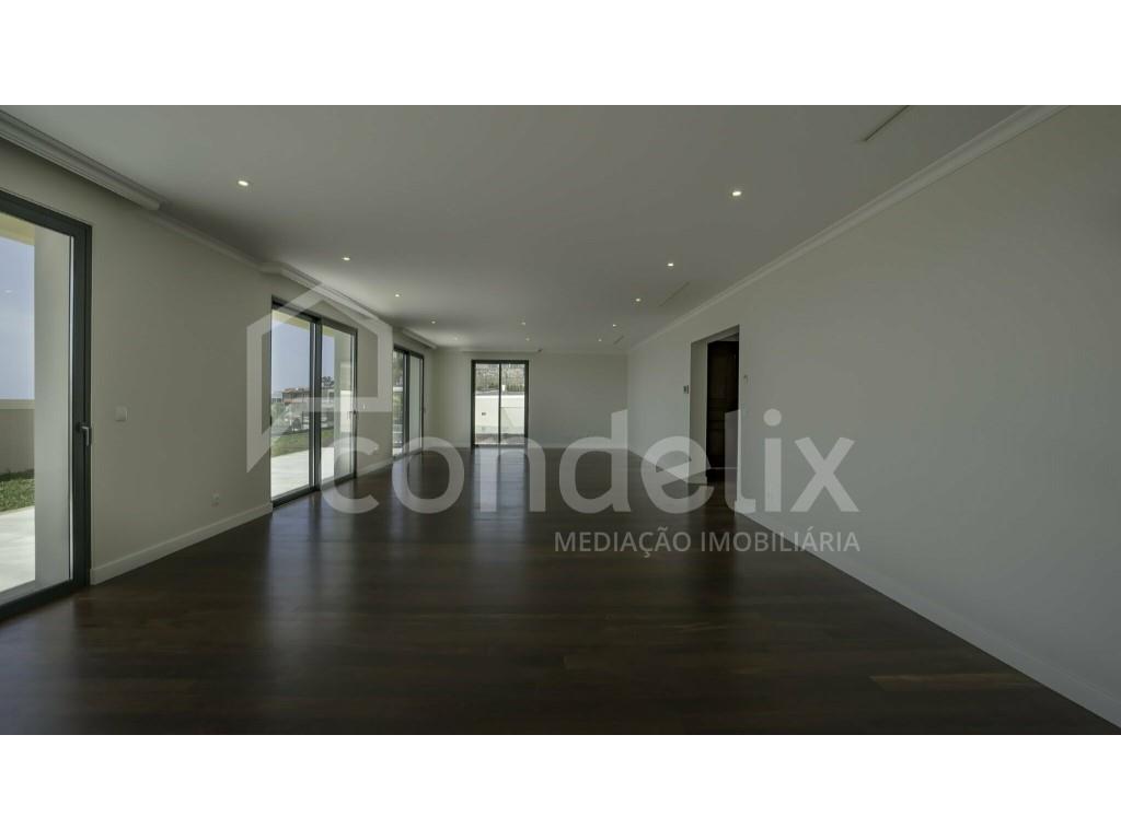 Huis 3 Slaapkamers Triplex Te Koop Funchal