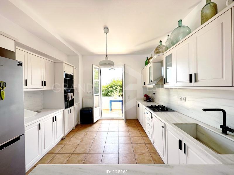 Villa 311sqm, €720.000, Peloponnese