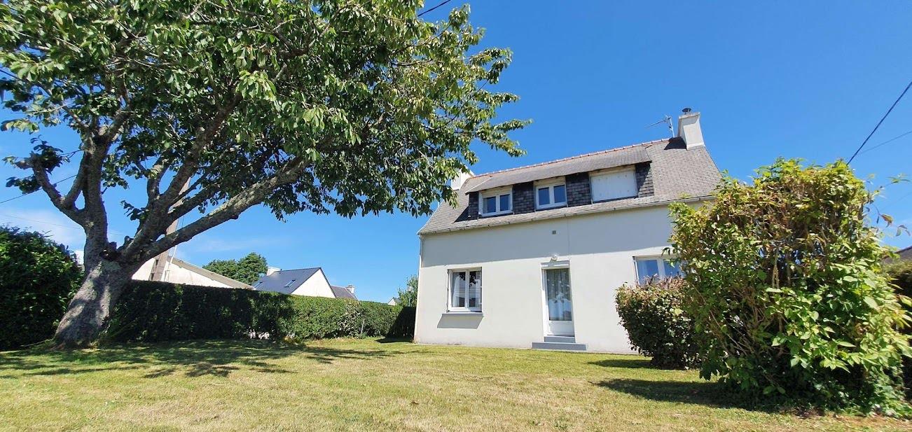 Casa isolada perto da praia com casa rural