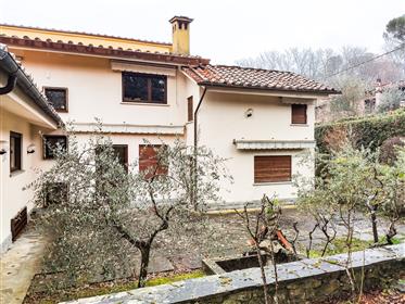 Samostatná vila a vila v Chianti Hills