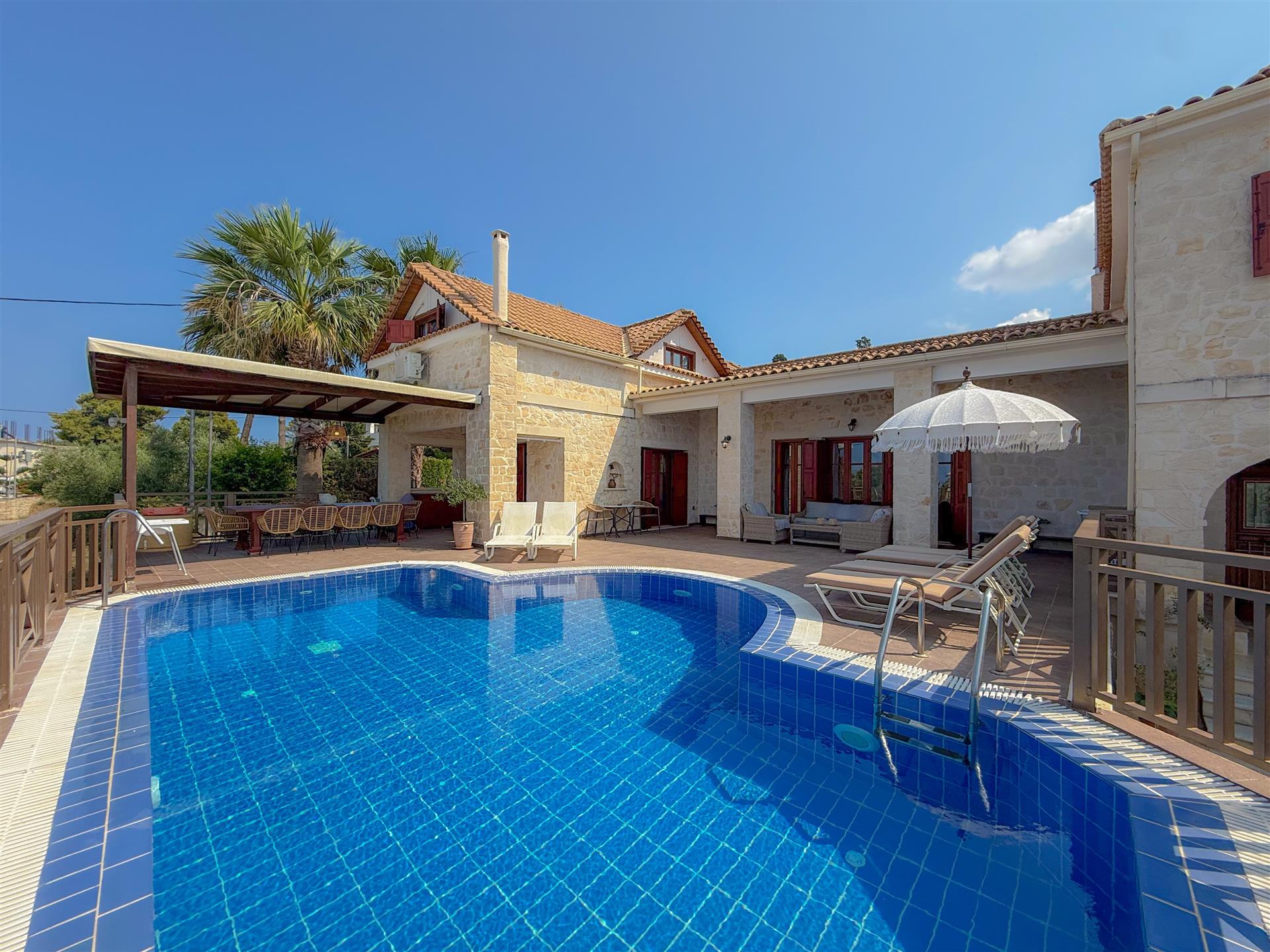 Exceptional stone villa in the Krioniri hills  of Zakynthos