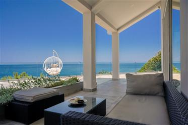 Superbe villa de luxe avec vue sur la mer