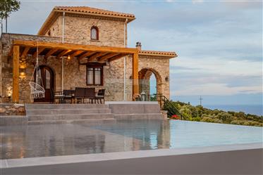 Außergewöhnliche Steinvilla im Norden von Zakynthos mit Meerblick und unabhängigem Gästehaus