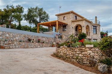 Außergewöhnliche Steinvilla im Norden von Zakynthos mit Meerblick und unabhängigem Gästehaus