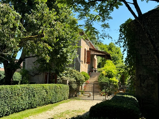 Belle Propriété en Pierre avec Grange et Piscine