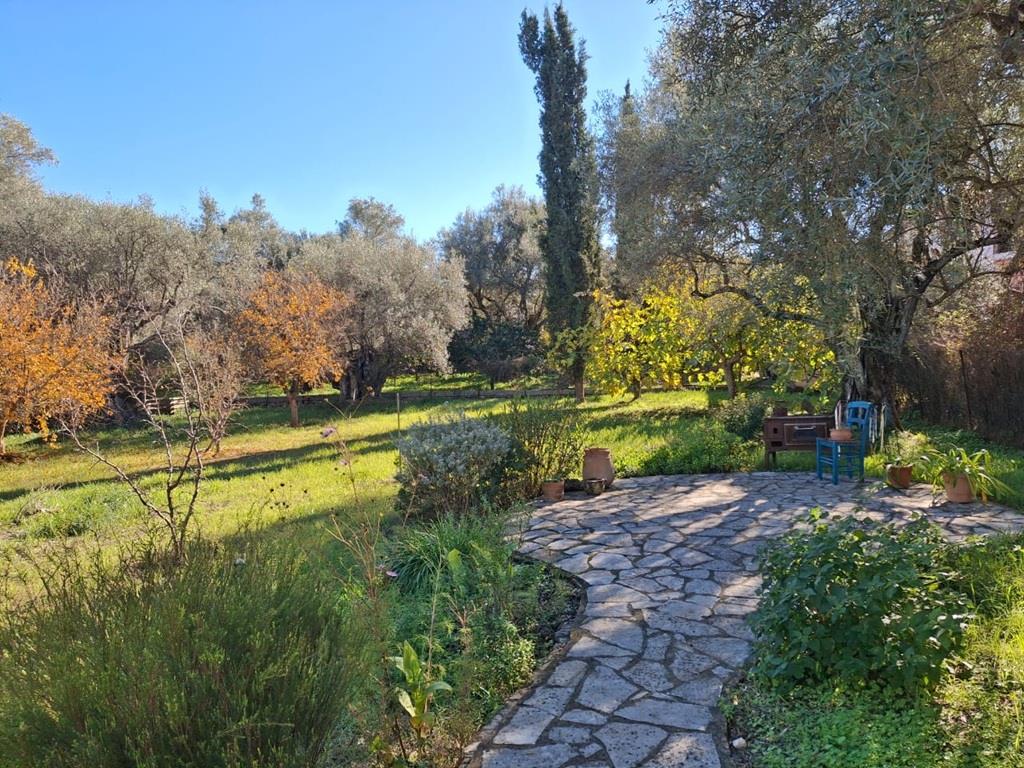 [1867] Lefkas Residence