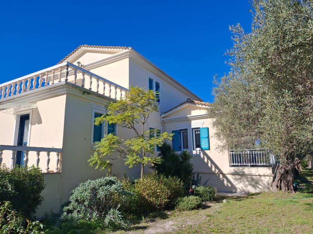 [1867] Lefkas Residence
