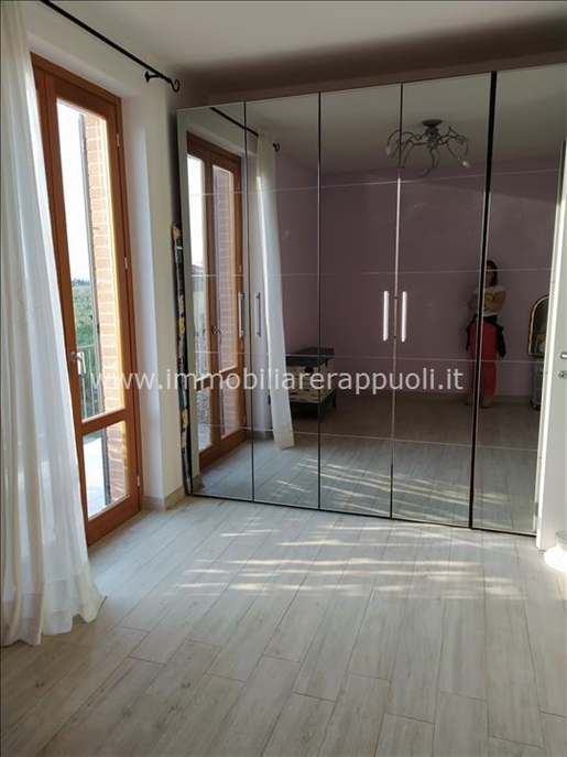Serre di Rapolano on sale apartment of 79 square meters