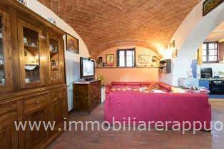 Asciano on sale completely restored farmhouse of 360 squar