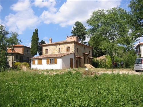 Vendesi stone and brick farmhouse totally renovated in a p