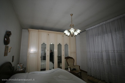 Bettolle on sale single house of 249 square meters consist
