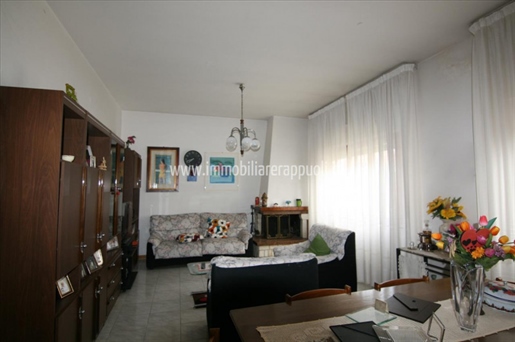 Lucignano zu verkaufen Einfamilienhaus von 330 Quadratmetern