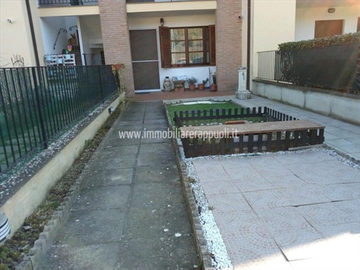 Guazzino on sale apartment of 79 square meters with indepe