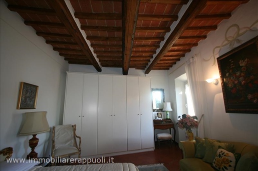 On sale apartment completely renovated historic centre wit