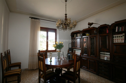 Advert picture