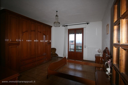 Serre di Rapolano Wohnung mit separatem Eingang im ersten