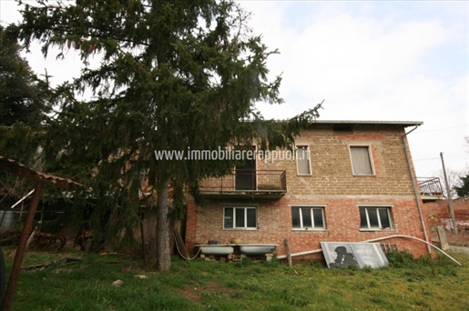 Lucignano zum Verkauf Einfamilienhaus von 143 Quadratmetern
