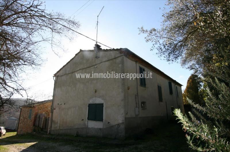 Trequanda on sale in a hilly position with a panoramic vie