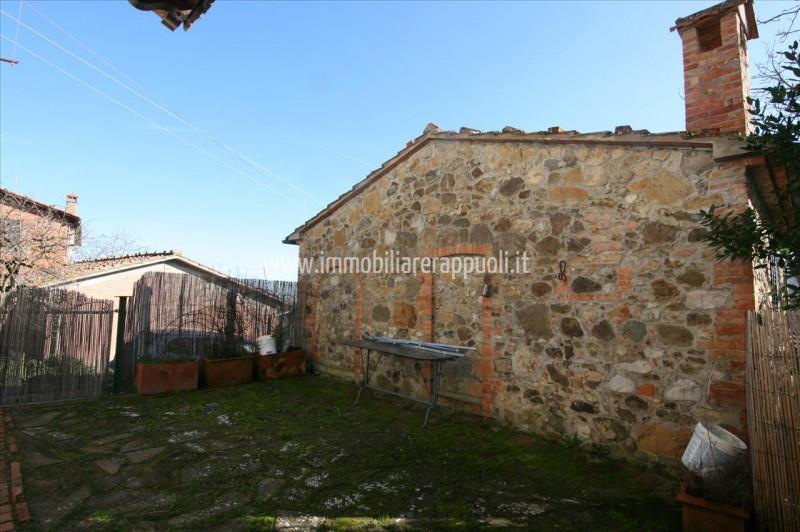 Trequanda on sale in a hilly position with a panoramic vie