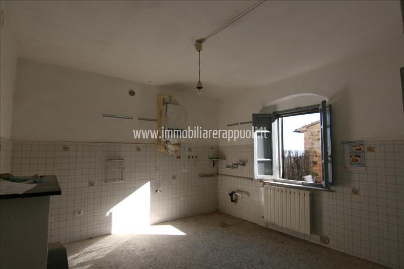 Trequanda on sale in a hilly position with a panoramic vie