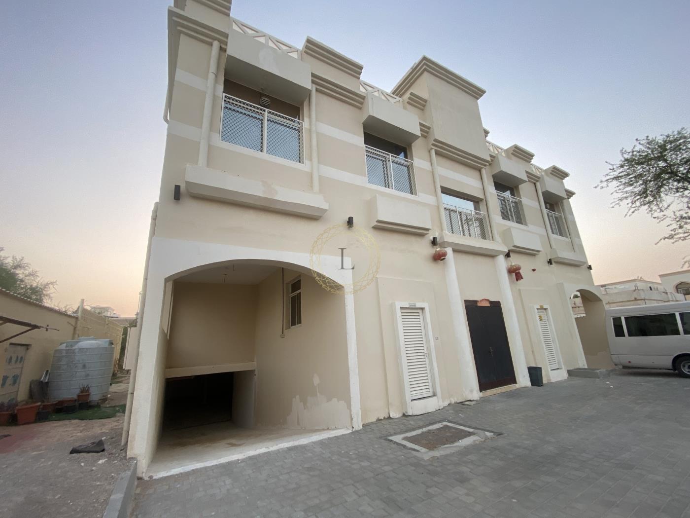 Investment Oppurtunity | Full Building | 12 Units