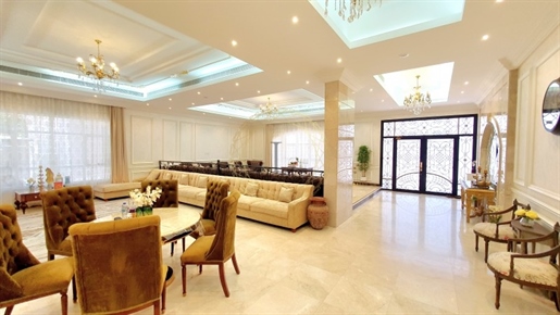 Fully Furnished Luxury With Private Majlis