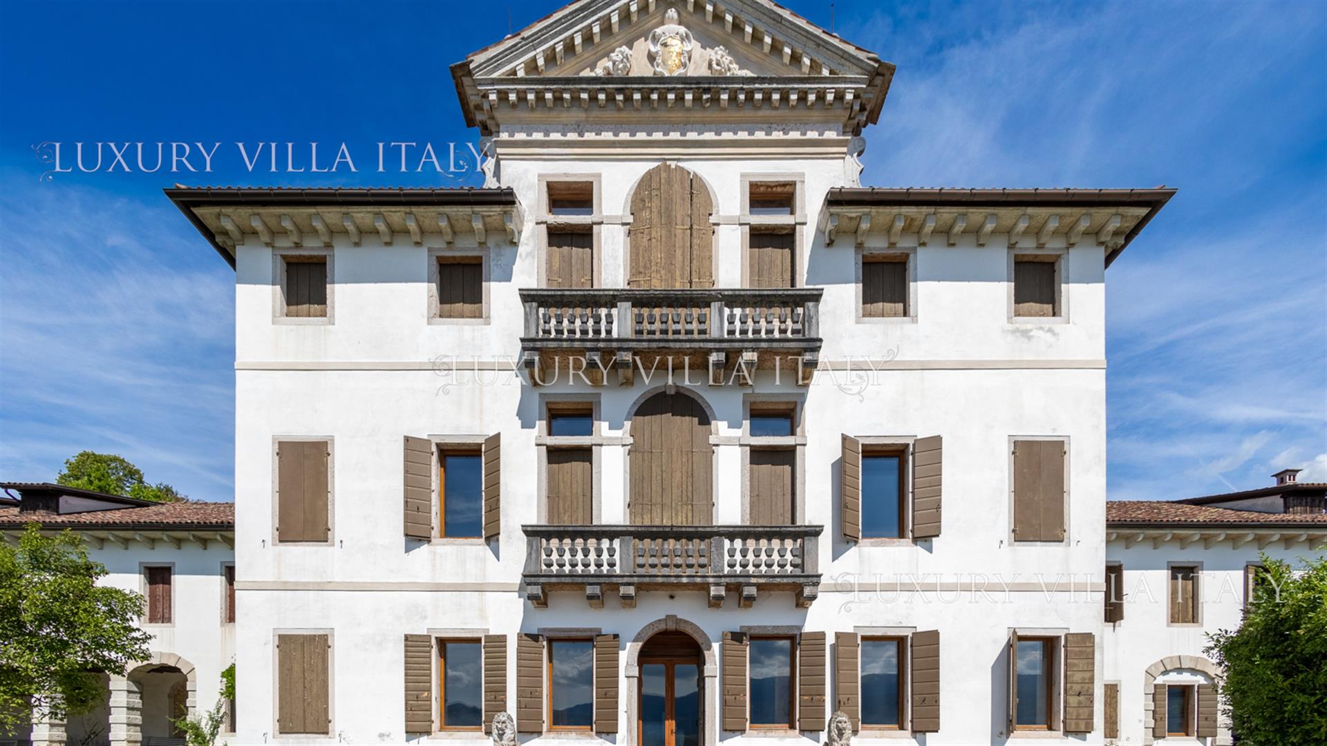 Historic and panoramic residence with park in Belluno