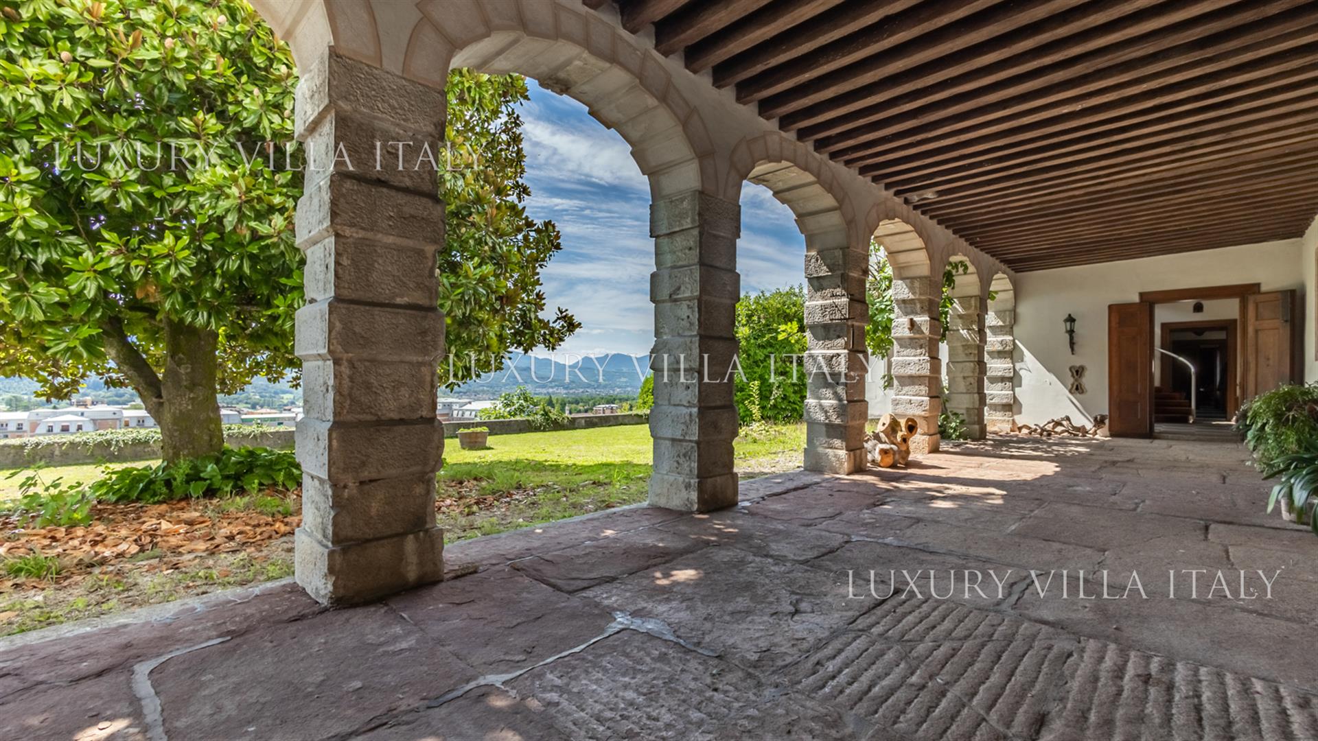 Historic and panoramic residence with park in Belluno