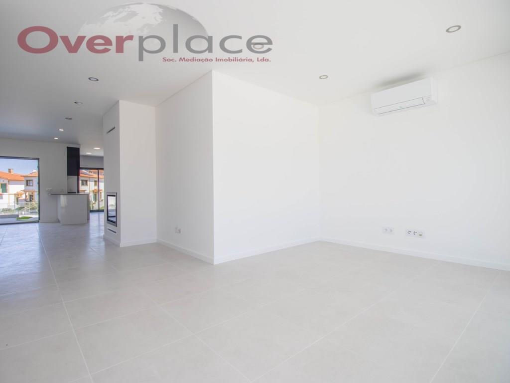 Purchase: House (2530)