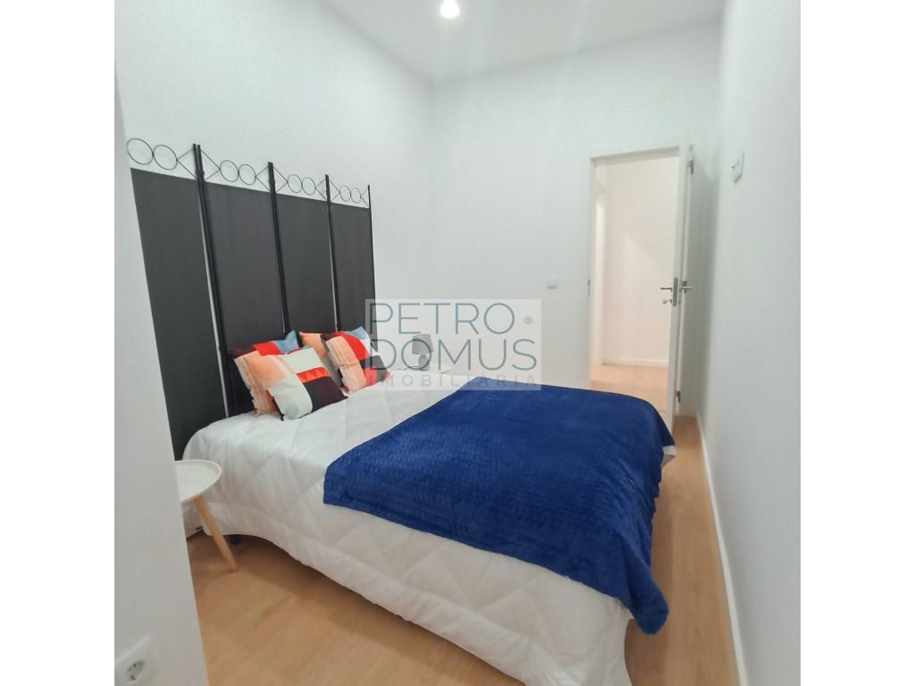 3 Bedroom Flat For Sale In Rua Vale De Santo António - Includes Home Stanging - 
River View
