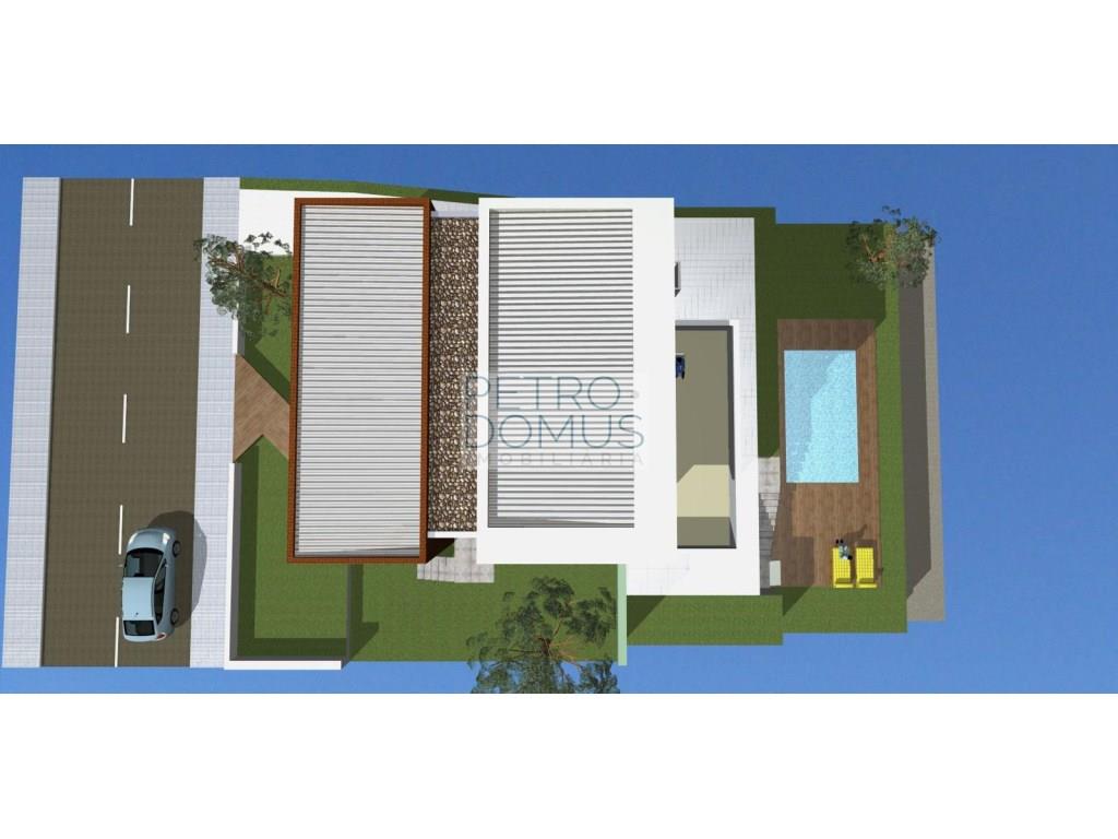 Parcela De Terreno Urbano Con Proyecto De Vivienda (No Aprobado)