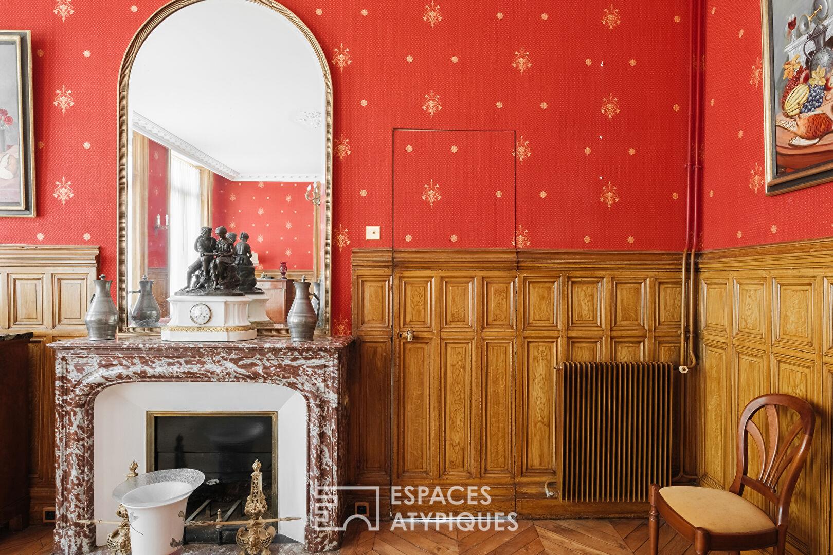 Historic mansion in the heart of Châtellerault, exceptional park and outbuildings