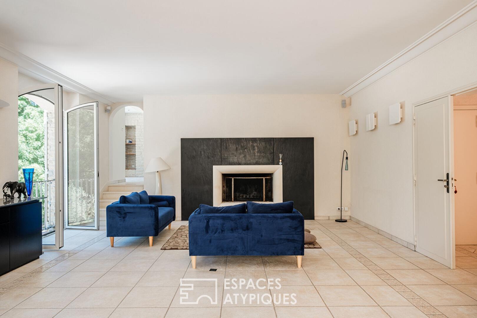 Exceptional property with mill and houses on the banks of the Clain