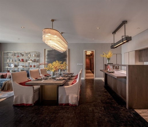 3-Bedroom high-end condo for sale close to Bts Chong Nonsi