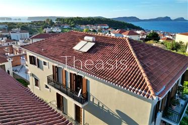 Pylos Town-House ref.372: Built in 3 levels, 3 Apartments