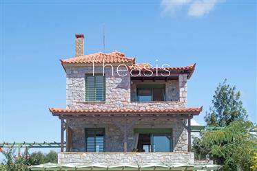 House of Herbs ref.155: Peaceful location, amazing sea and castle views, three storey stone-built