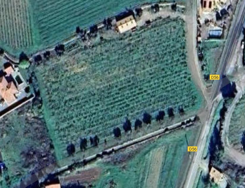 Building plot of 908 m2 Outside subdivision