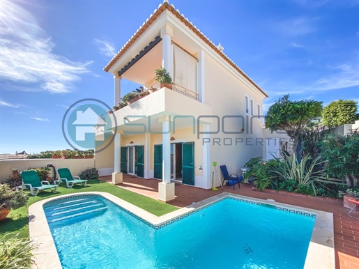 Prachtige villa met spectaculair uitzicht over de oceaan en de beroemde Rocha Negra - Praia da Luz