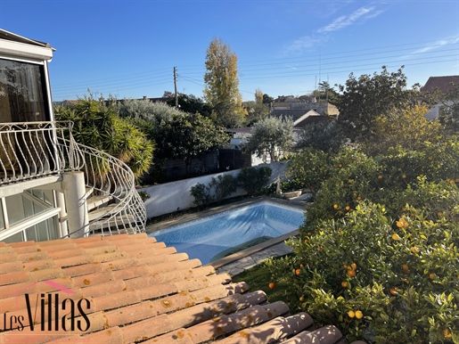 Center Narbonne, house with garden and swimming pool