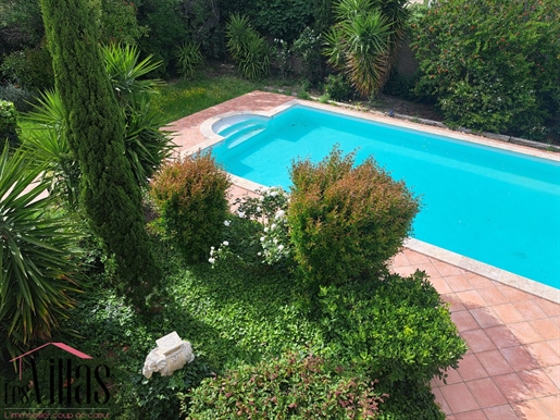 15 mins. From Narbonne - Superb villa of 211 m2 with swimming pool