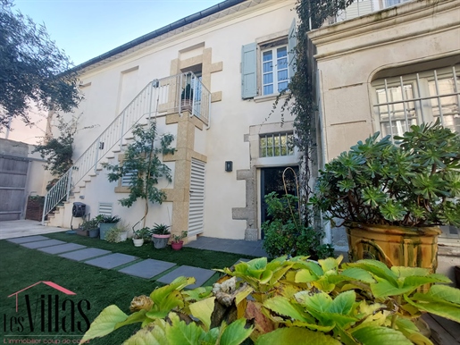 Narbonne city center - Magnificent house of character completely renovated