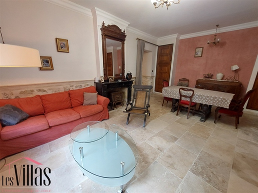 Charming mansion in the Corbières, ideal for gites or bed and breakfast activity