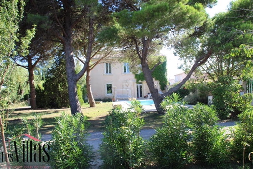 Narbonne - Renovated farmhouse with heated swimming pool