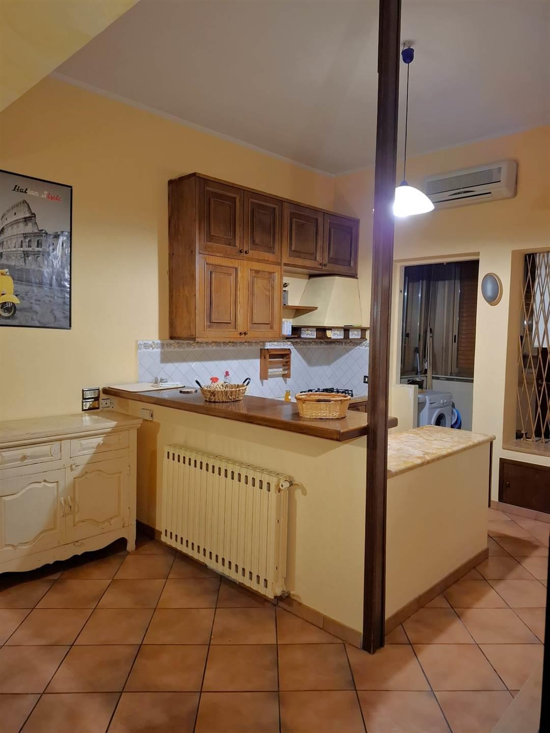 Purchase: Apartment (90141)