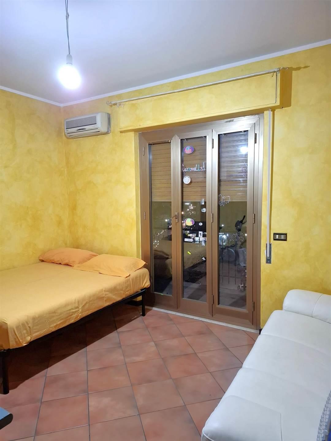 Purchase: Apartment (90141)