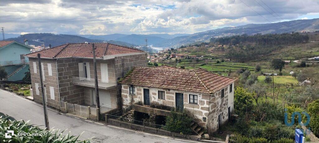 Construction land in Rio de Moinhos with 150,00 m²