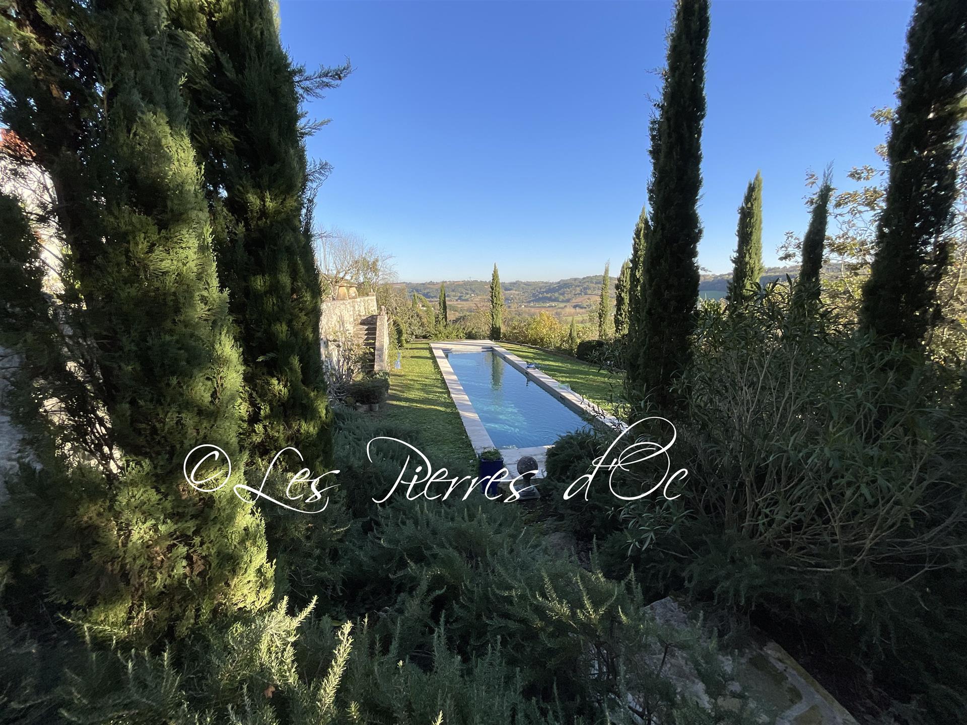 Lovely Xviiith Century Chartreuse On A Hill With Exceptional Views, Guest House - Caretaker's Accomm