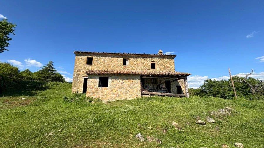 Straight forward farmhouse project